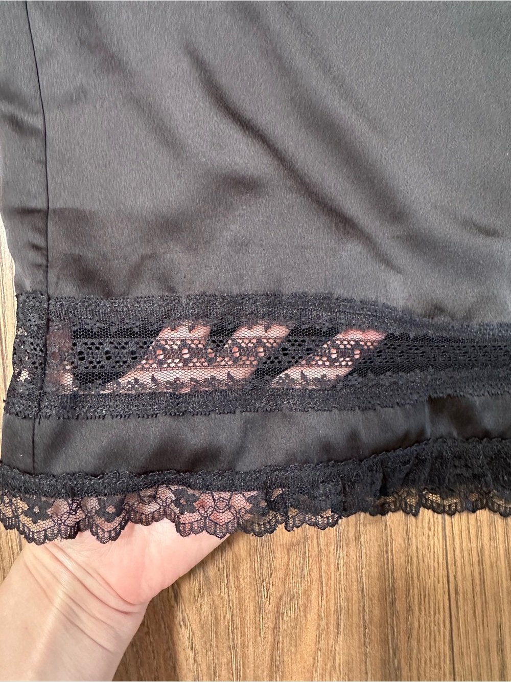 SUNBURN PROJECT Black Lace Hem Women's Slip Skirt - Picture 2 of 6